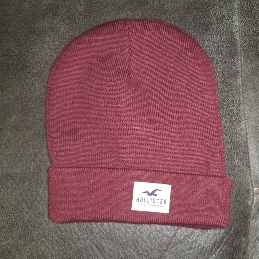 Hollister beanie